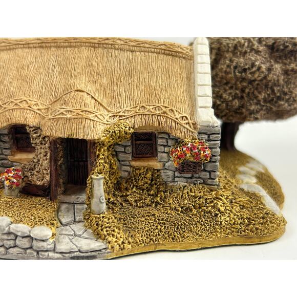 Lilliput Lane Quiet Cottage 1989 Irish Collection Cottage with Box & Deed - Picture 4 of 14